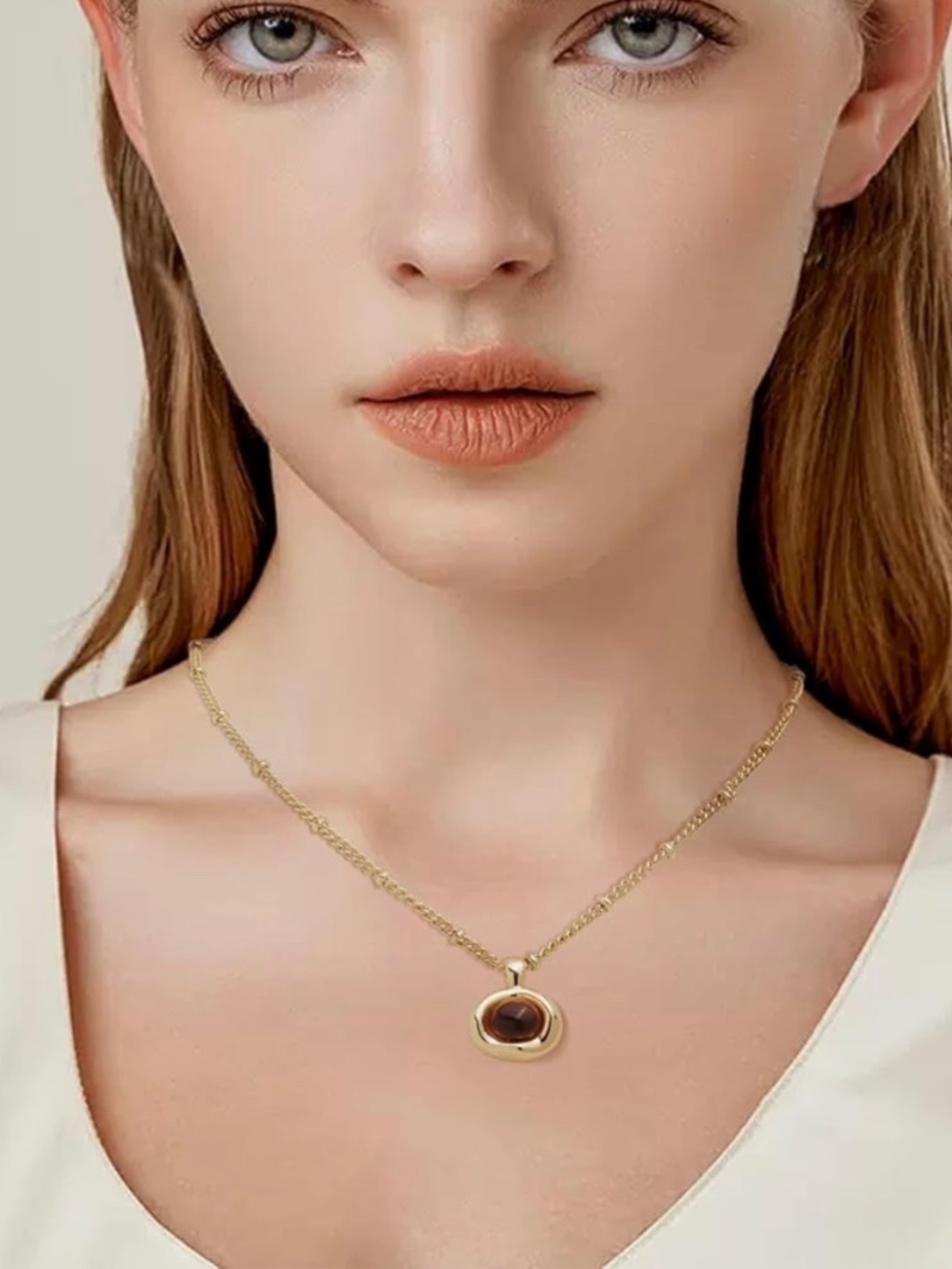 Gold Stone Pendant Necklaces for Women